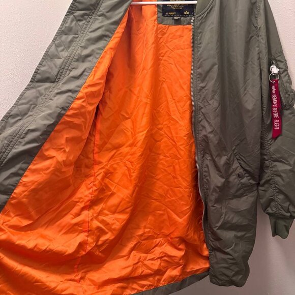 Alpha Industries L2B Long Bomber Jacket Medium Sage Green Streetwear New - Picture 16 of 16